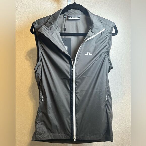 NWT J. Lindeberg Men’s Ash Black Light Packable Full Zip Vest - Size Small - Picture 8 of 13